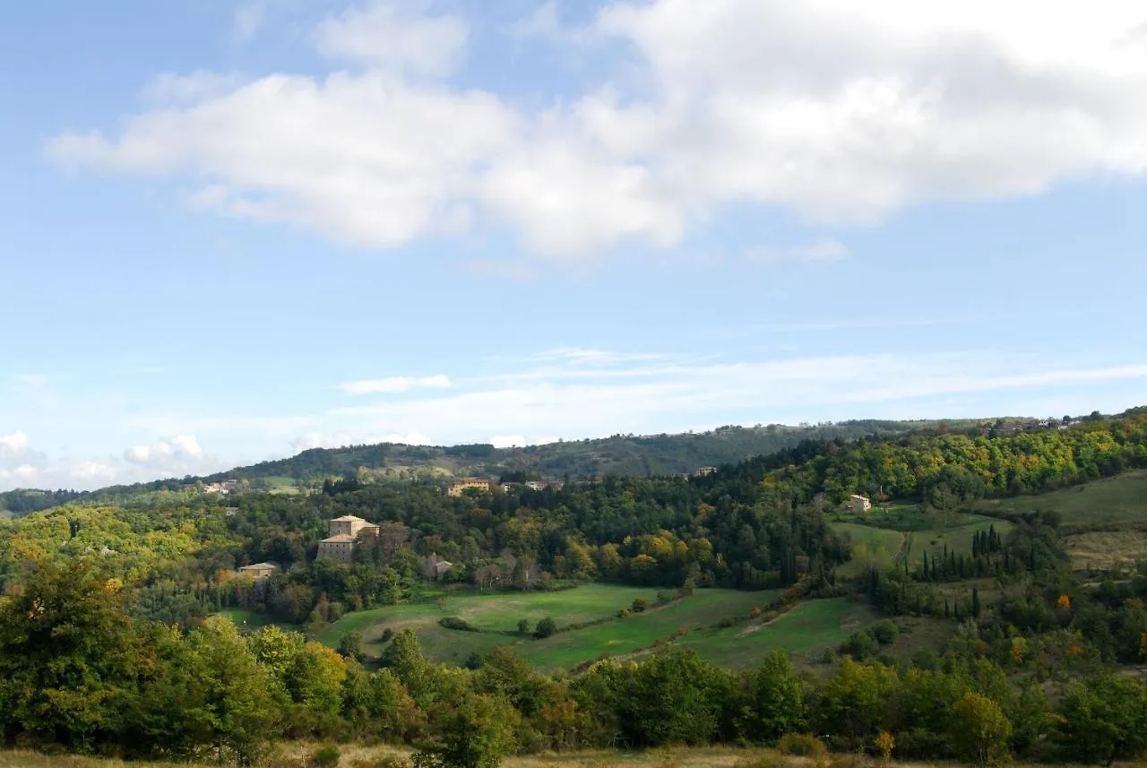 A Stay Surrounded By Greenery - Agriturismo La Piaggia - Vivo d'Orcia